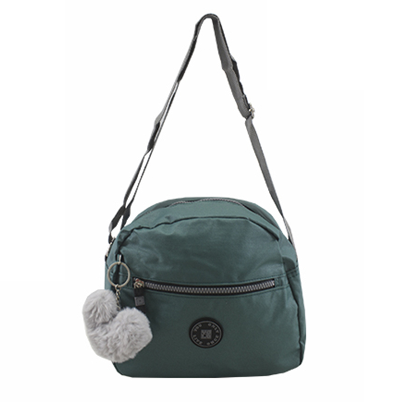 LONCHERA CON POMPOM CORAZON