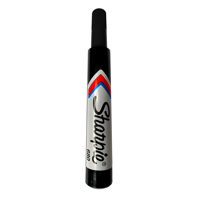 MARCADOR PERMANENTE PUNTA BISELADA 680 NEGRO 
