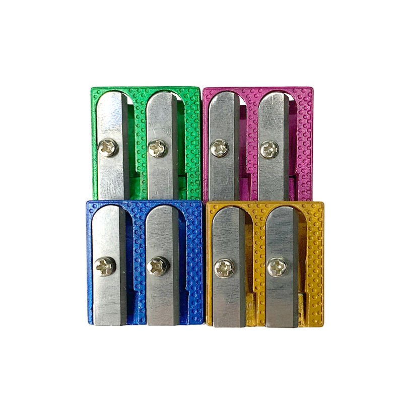 SACAPUNTA DE METAL  DOBLE KORES